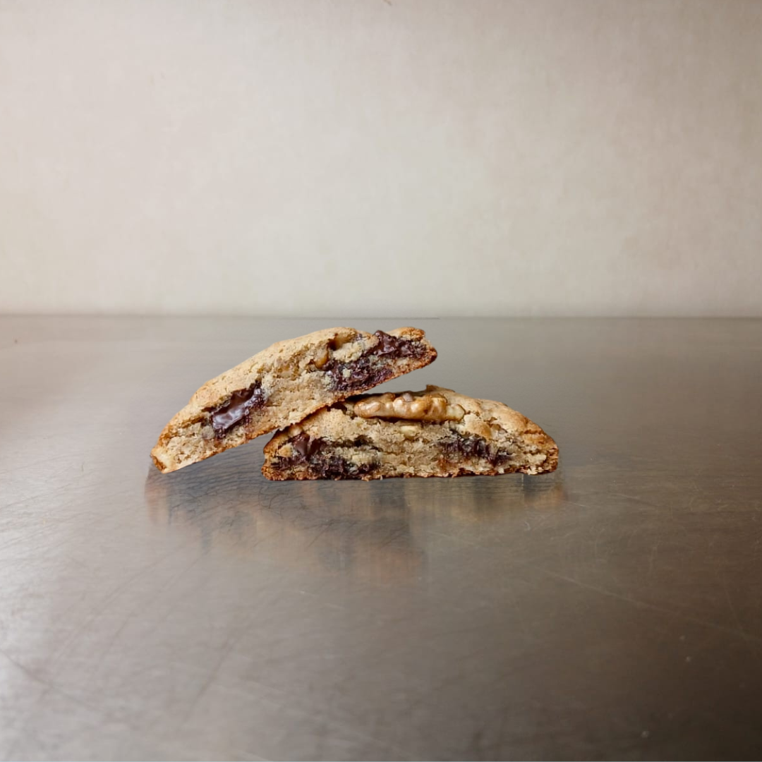 Cookie au blé noir chocolat noir & noix